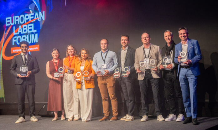 PR08 Picture LabelAwards